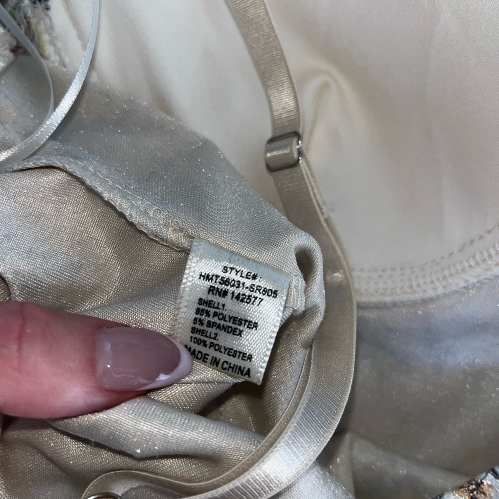 Floral Velvet Crop Top - Picture 5 of 5